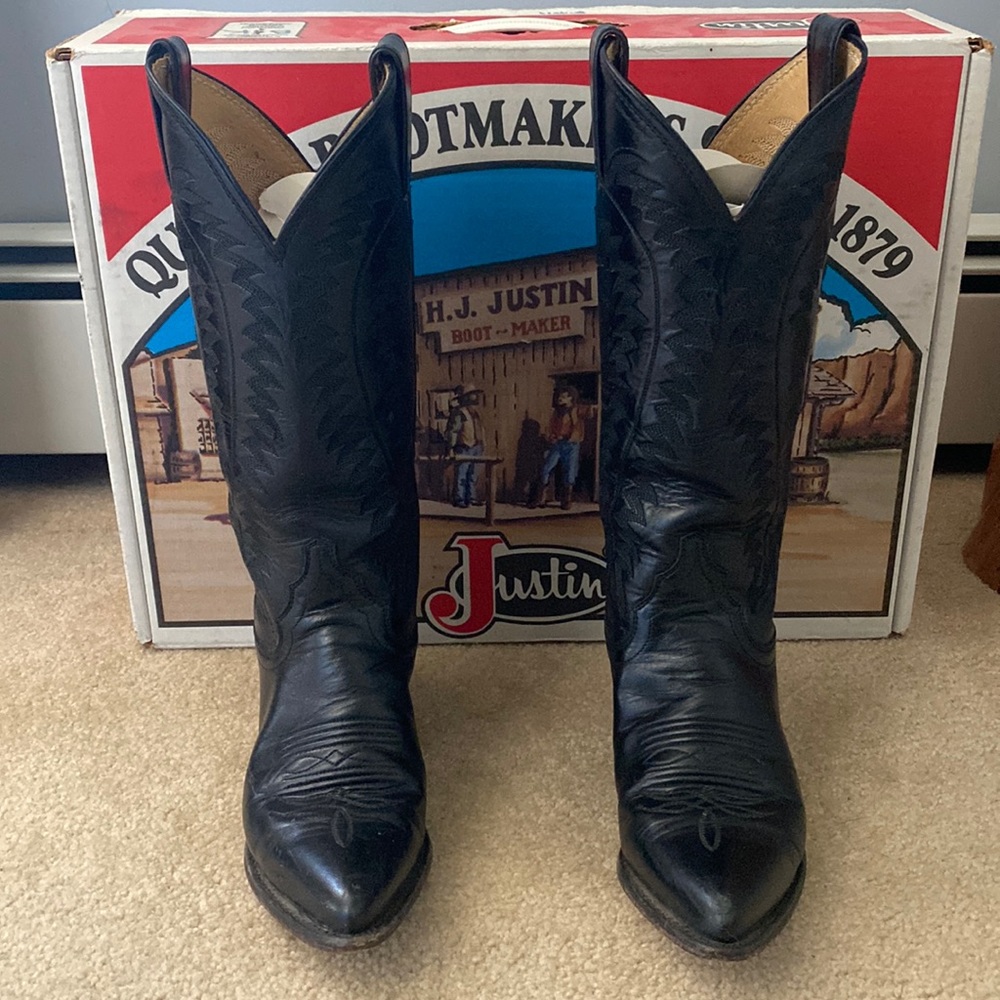 Justin cowboy boots original 1990s version.